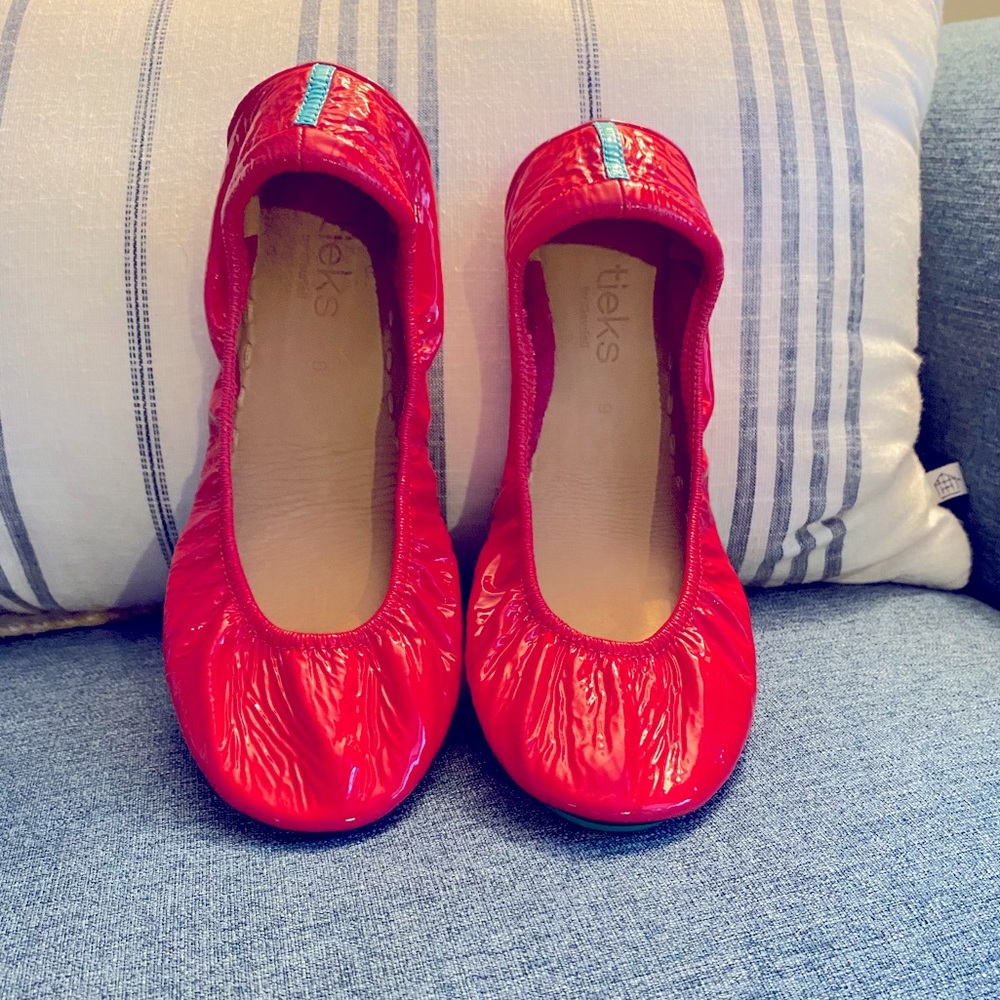Tieks Patent Leather Razzleberry Ballet flats